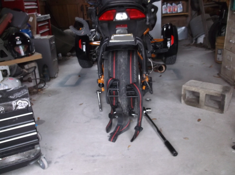 spyder-backtire6072.JPG