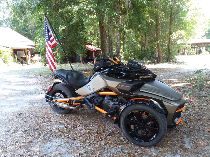 spyder-flagmount.jpg
